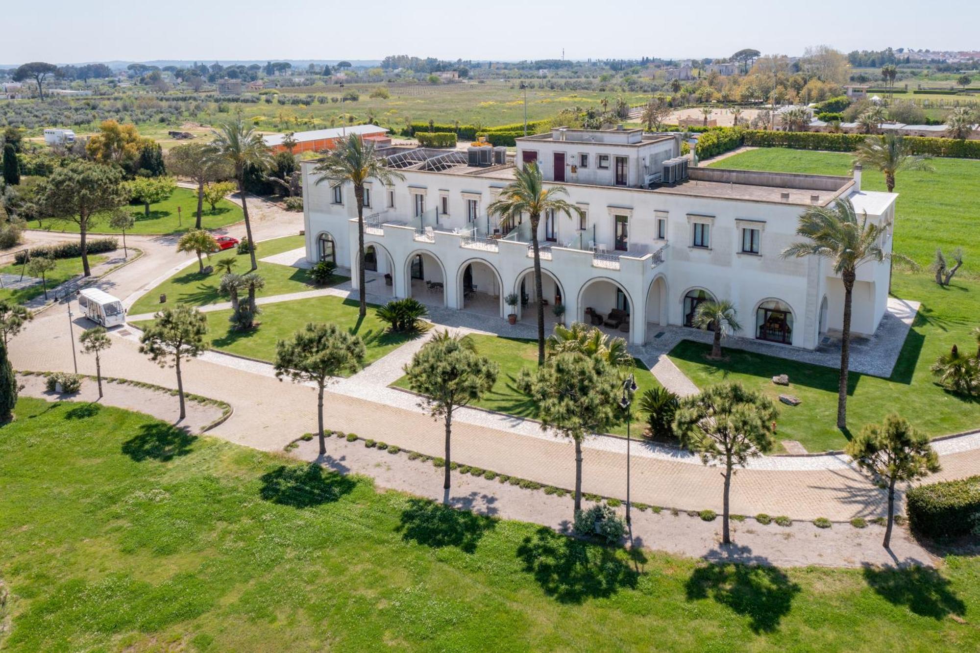 Hotiday Room Collection - Gallipoli Masseria Εξωτερικό φωτογραφία